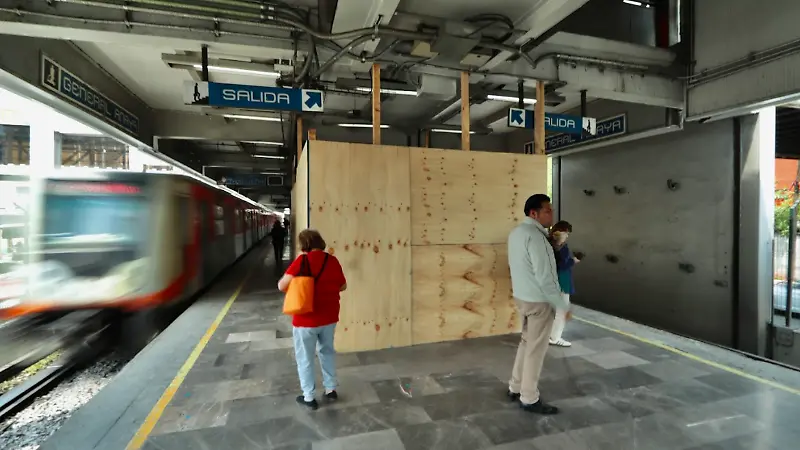 Obras en estaciones exteriores de la Línea 2 